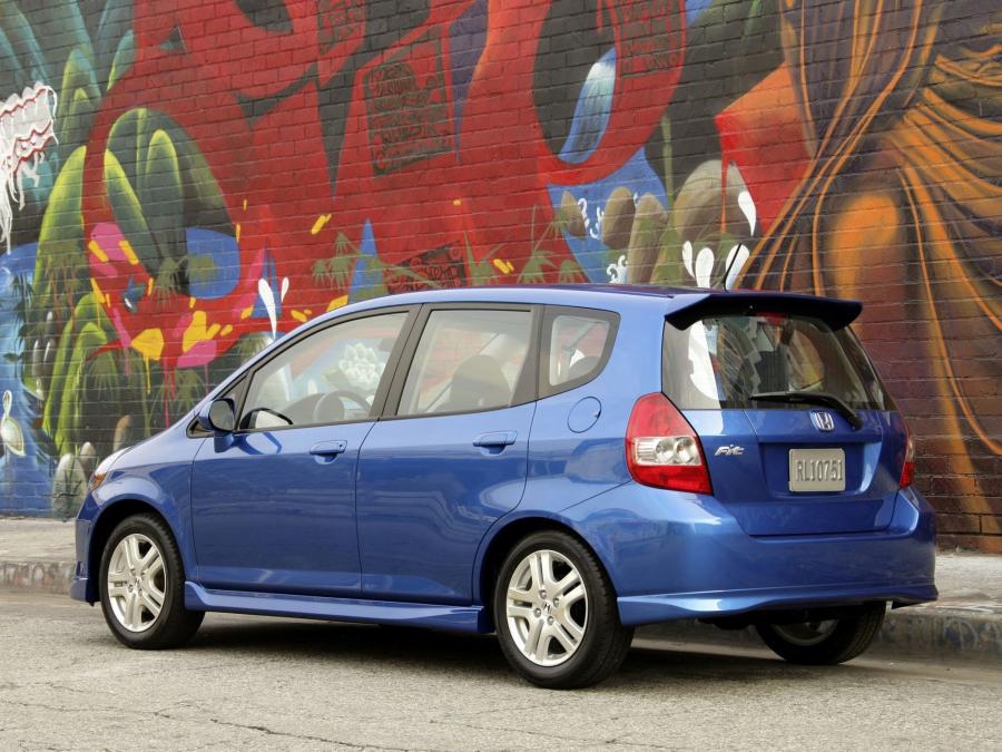  Honda Fit Sport 2006 года  (US) (фото 18 из 118)